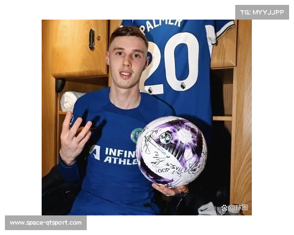 切尔西欧冠小组赛六战全胜，帕尔默成队史最年轻帽子戏法球员